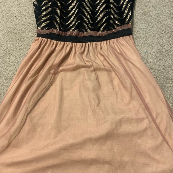 Juniors Dress - Picture 5 of 5